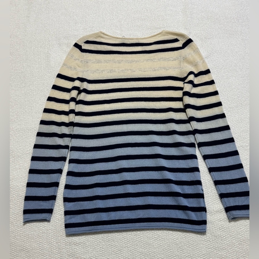 In Cashmere Size M White/Navy dip-dye effect Cashmere Sweater Crew Neck Pullover - Picture 9 of 9